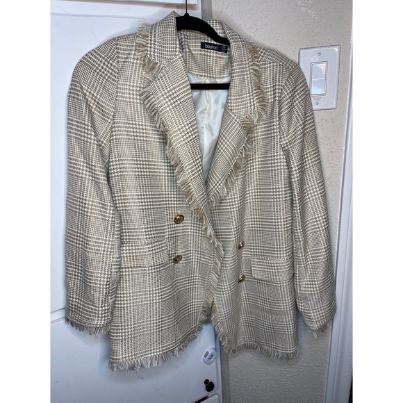 BOOHOO Dog Tooth Checked Frayed Hem Blazer - Picture 3 of 5